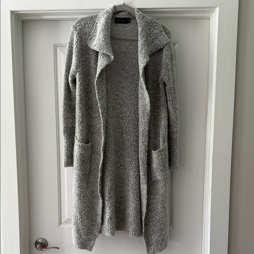 MINKPINK Gray Cardigan Sweater with Open-Front Design